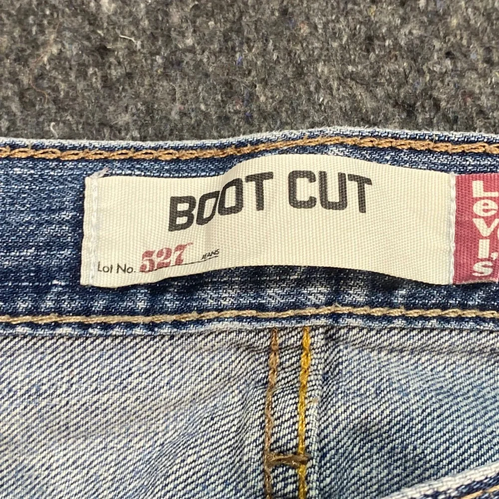 Levis 527 Bootcut Jeans 36 Mens Blue Grunge Distressed Frayed Hem Slim Fit Denim